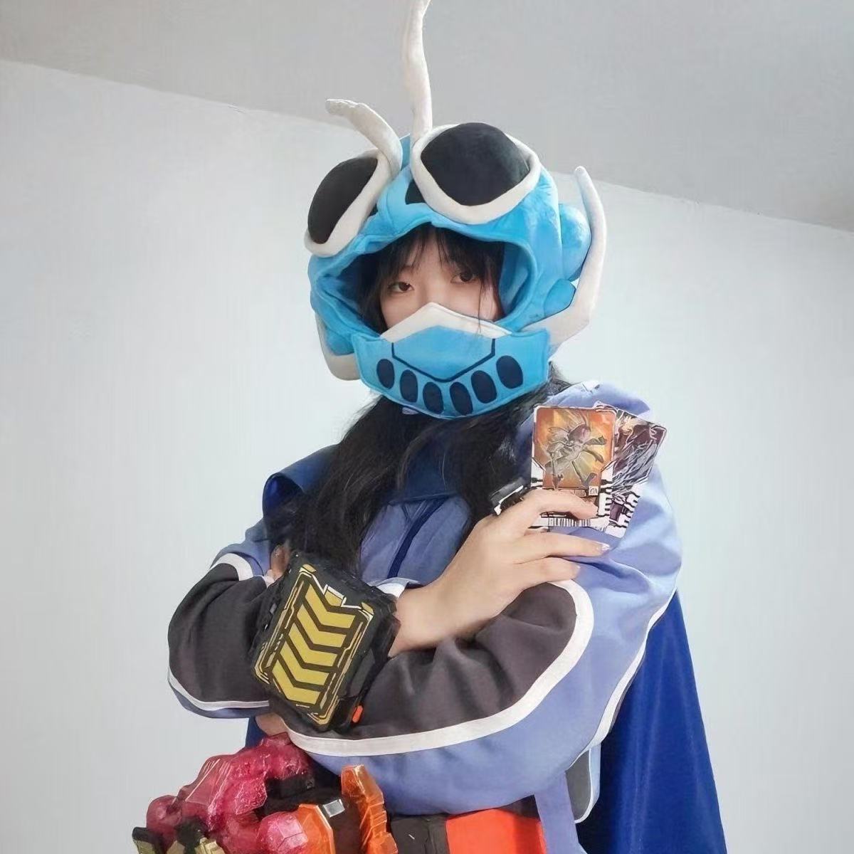 Kamen Rider Gotchard Cos Plush - مراجعة Anime Cosplay Kamen Rider وسعره