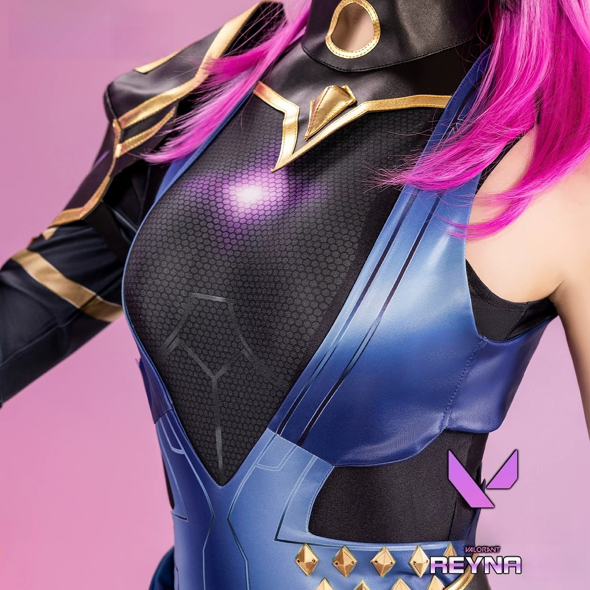 Girls Valorant Reyna Cosplay C - مراجعة Anime Cosplay Event وسعره
